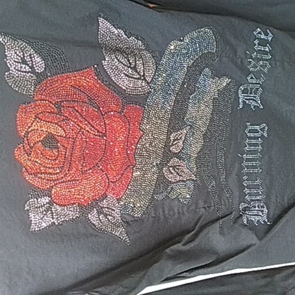 Ed Hardy Ladies shirt - Picture 2 of 3